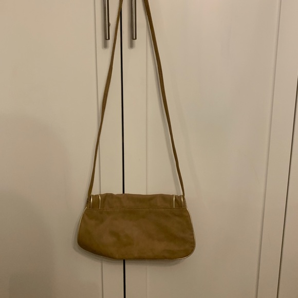 H&M vintage-inspired tan purse - Picture 5 of 11